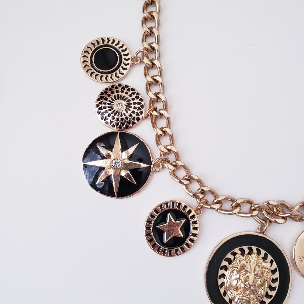 Gold Tone Lion Star Necklace - Picture 3 of 12
